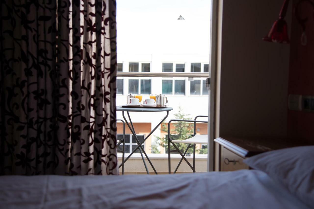 Hotel Maroussi Atene Esterno foto